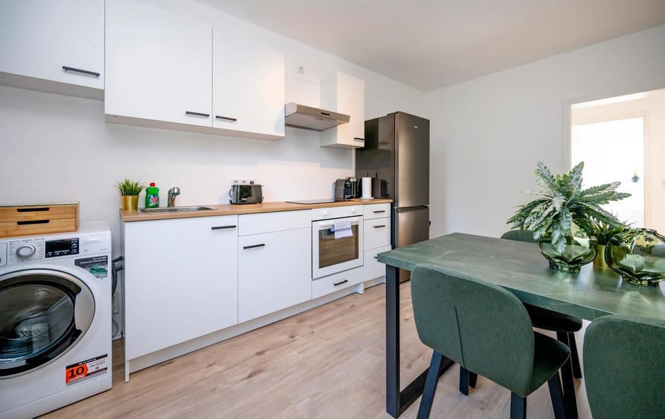 Kitchen or kitchenette, kitchen, kitchen