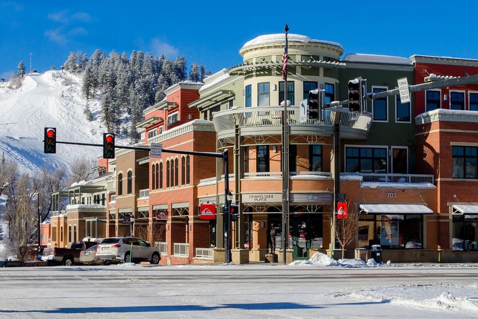 H205A - Howelsen Place Apartment in Steamboat Springs