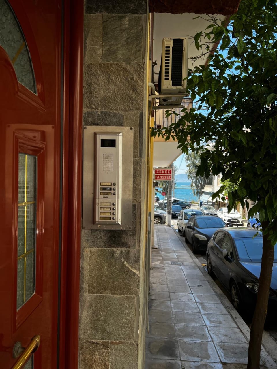 Wave House Piraiki Apartment in Pireas