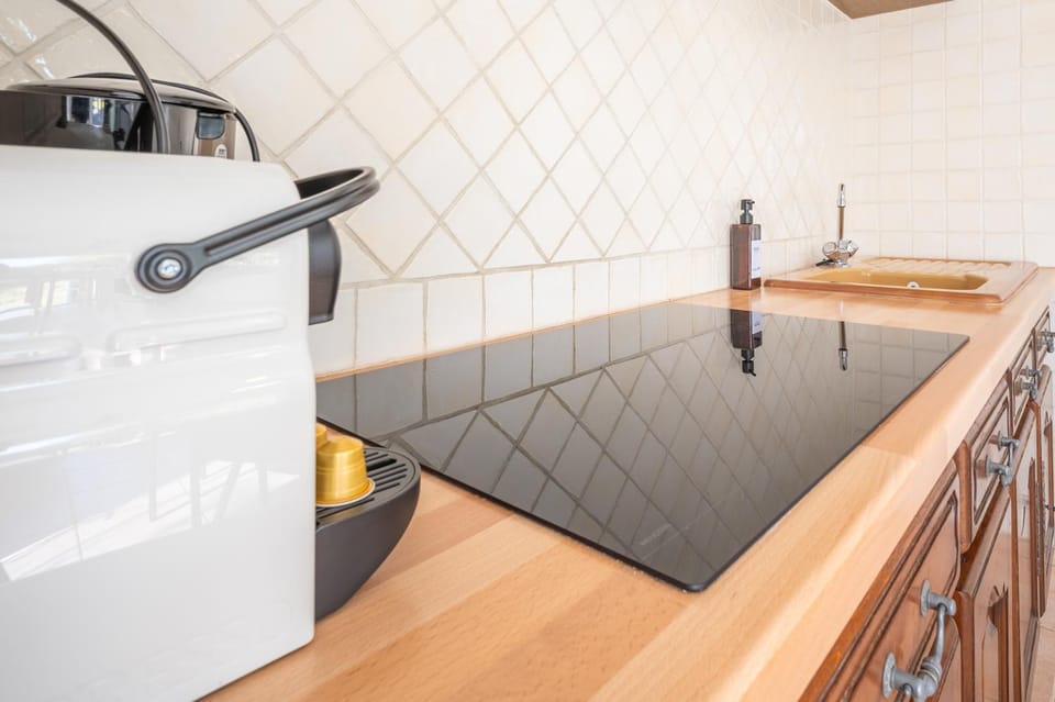 Kitchen or kitchenette, stove