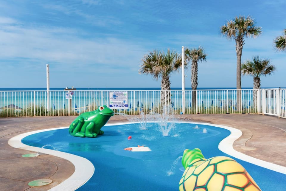 Splash 1003W by Emerald Coast Retreats Apartment in Panama City Beach