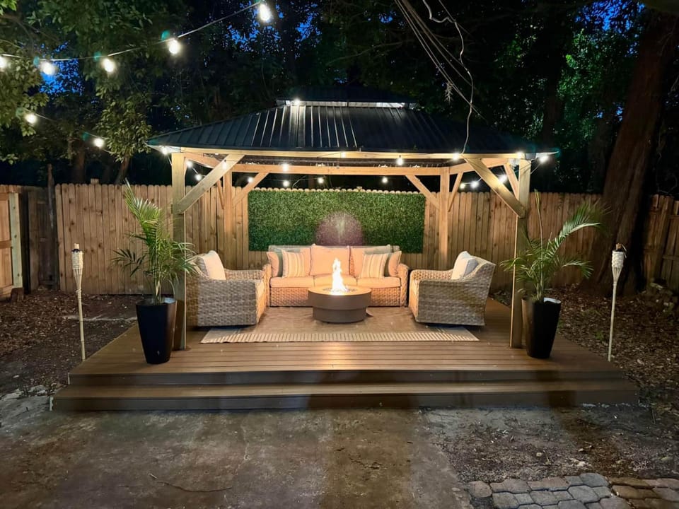 The Sandstone Suite Apartment in Jacksonville