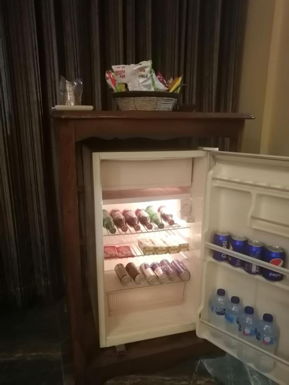 Food and drinks, Food