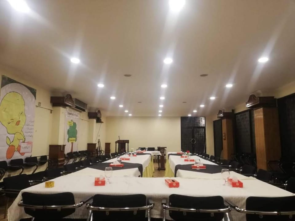 Meeting/conference room