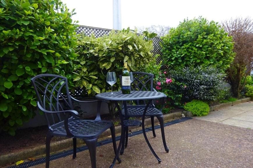 Park Cottage, Views of Manor Gardens Apartment in Exmouth