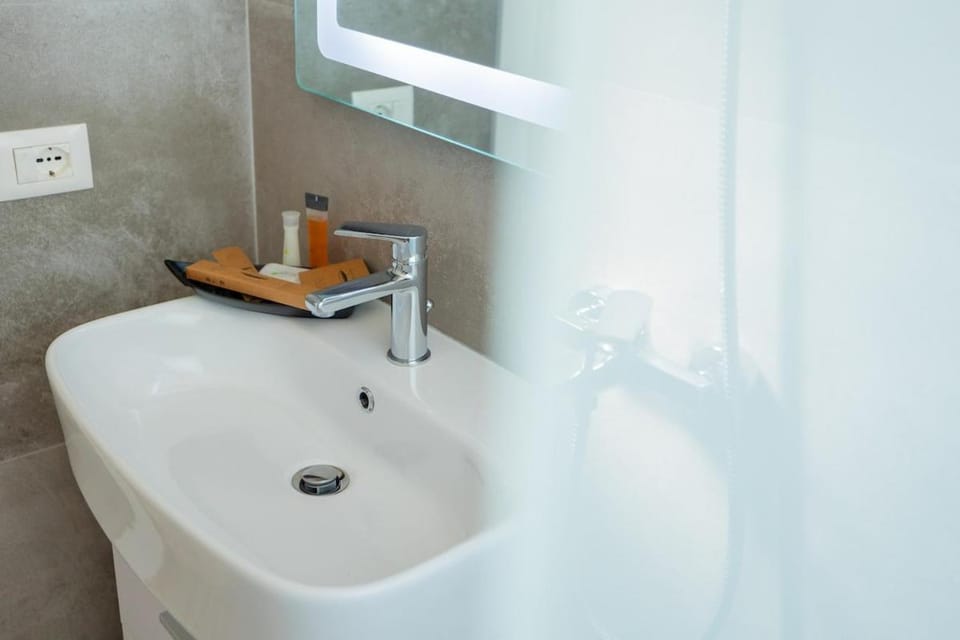 Lady 40 Sea View Apartment in Acqua Fredda, Vlore, By Alba Experience Apartment in Vlorë