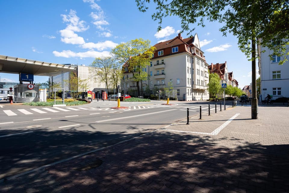 Ikona Modernizmu w Stylu Boho 2 min do MTP Parking Apartment in Poznan