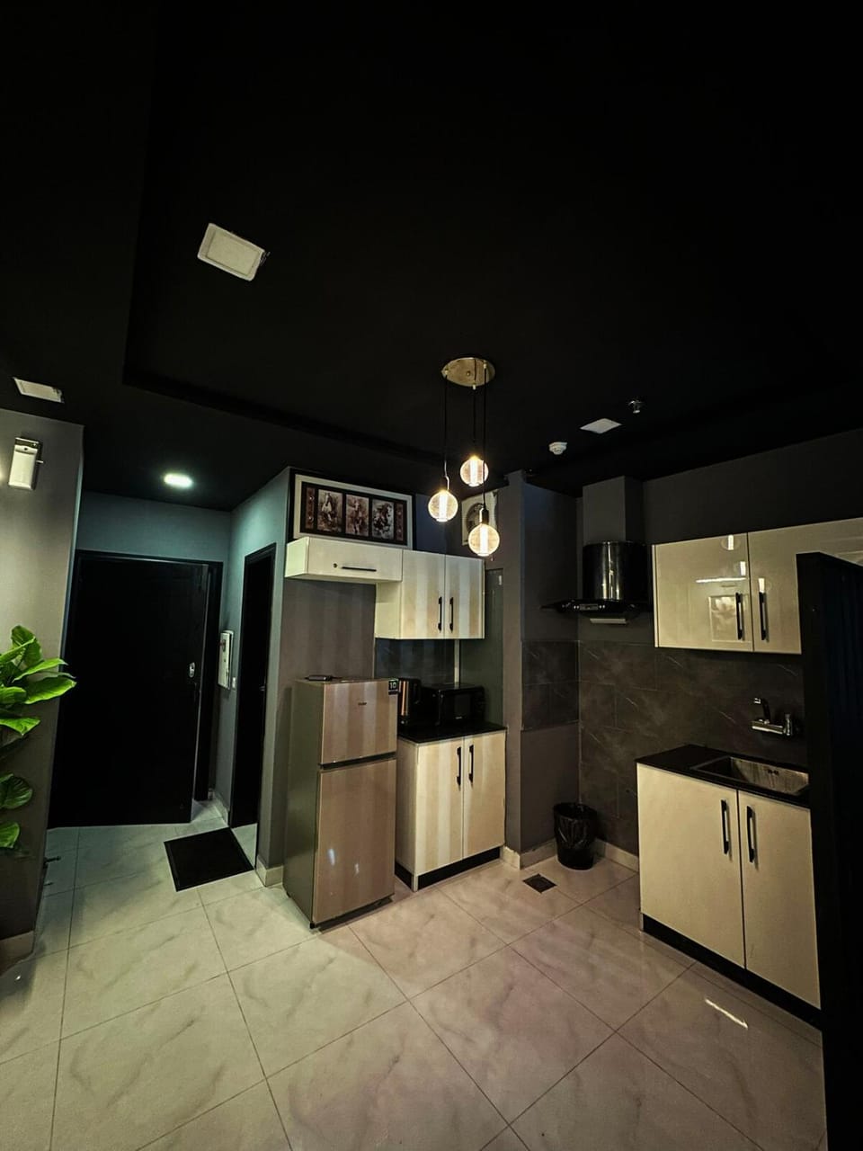 Dark theme Starlight Studio 1 Bed Pool Wifi Apartment in Lahore