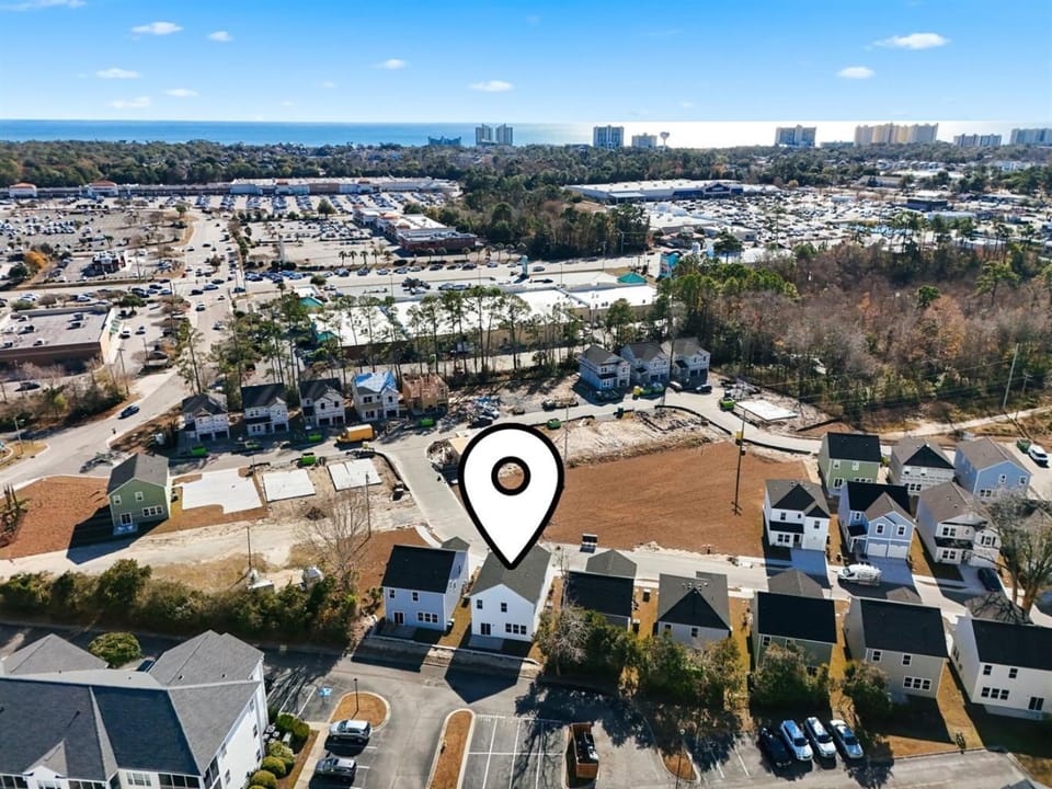 New 4BR Designer Beach Home Near Main St & Ocean Country House in North Myrtle Beach