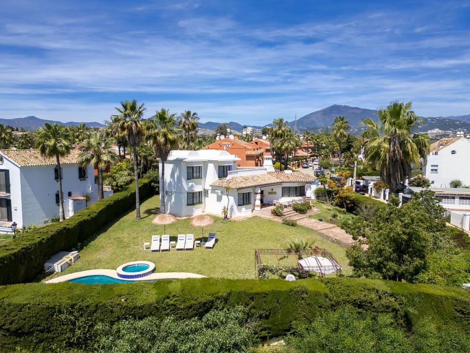 Garden view, Mountain view, Pool view