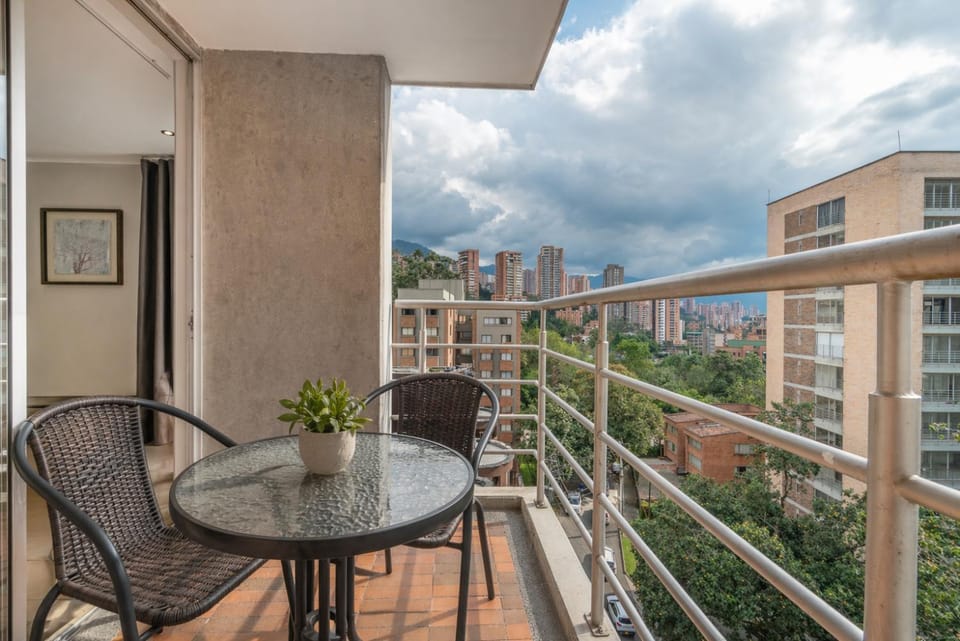 Balcony/Terrace, City view