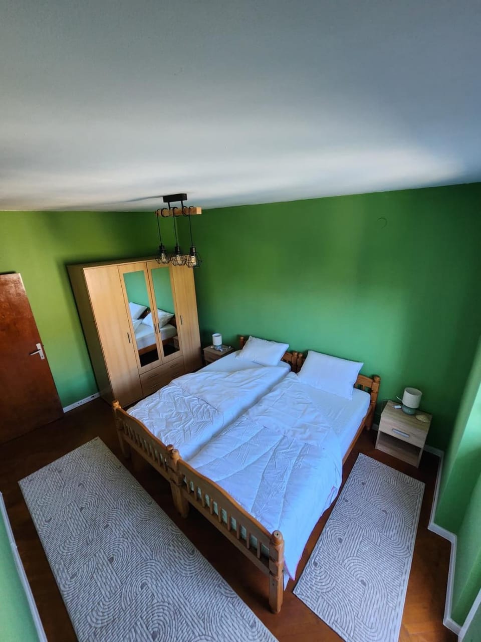 Bed, Photo of the whole room, Bedroom, wardrobe