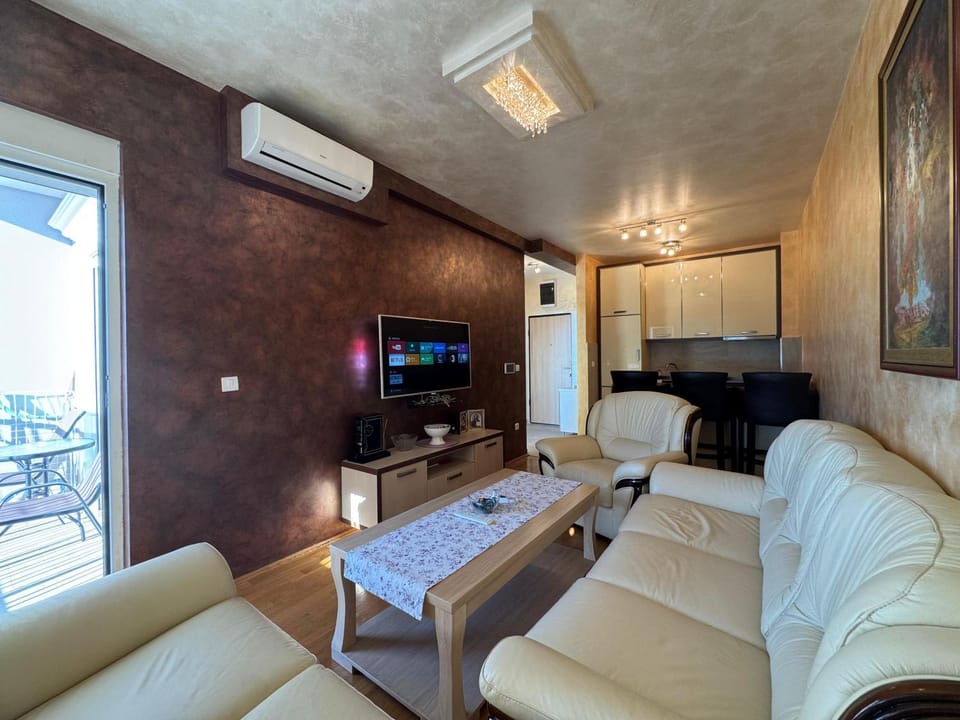 Przno Sea Pearl - Seaview Holiday apartment Apartment in Budva Municipality