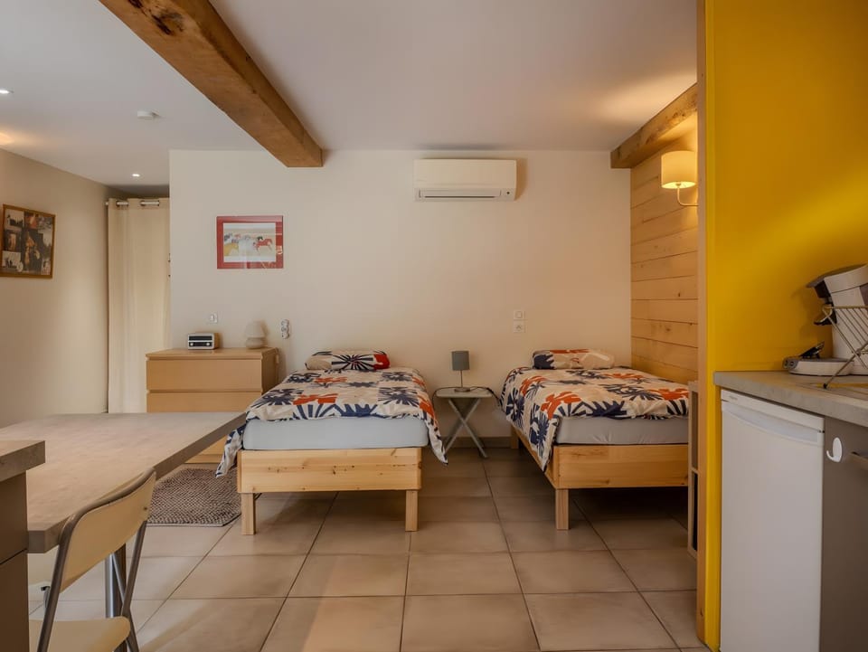 Property building, Living room, Bedroom