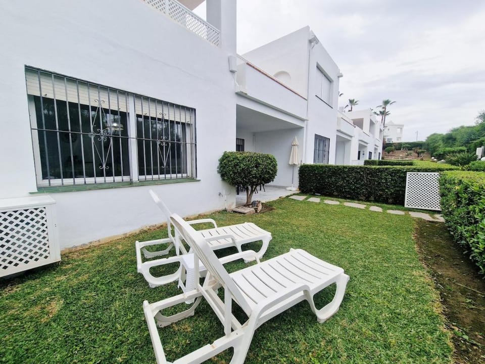 Garden, Balcony/Terrace