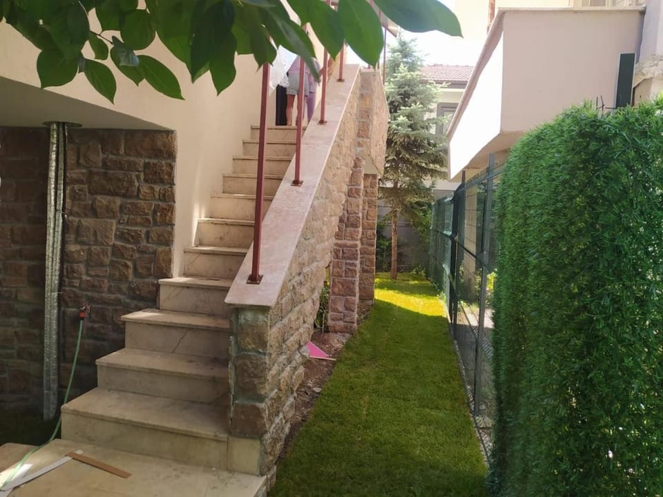 House with a detached garden and heated pool for rent Villa in Turkey