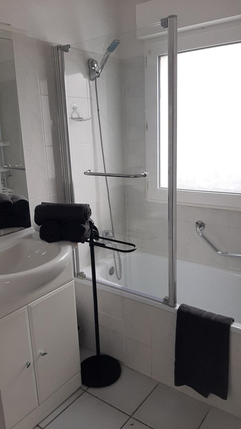 Bathroom, Bath