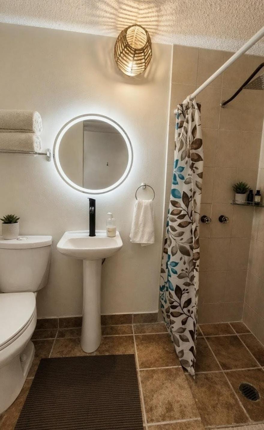 Depto Barrio San Marcos para hasta 8 personas planta baja y doble cochera Apartment in Aguascalientes