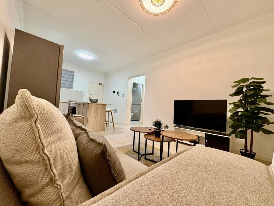 Sleek Dynamic Residence Apartment in Roodepoort
