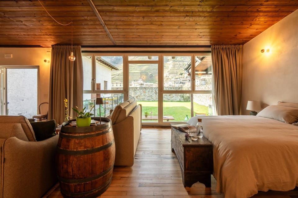 View (from property/room), View (from property/room), Bedroom, Garden view, Garden view, Inner courtyard view