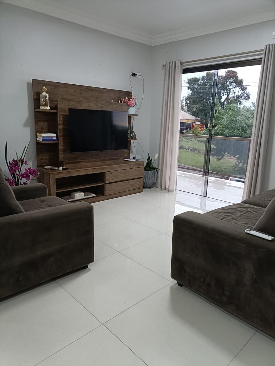 TV and multimedia, Seating area