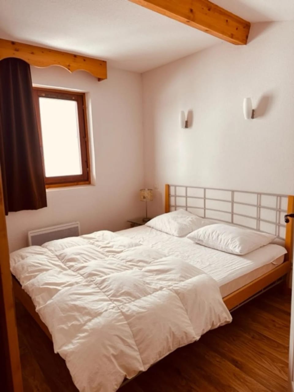 Property building, Living room, Bedroom