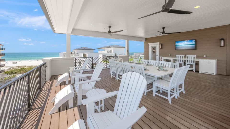 Golden Glow House in Clearwater Beach