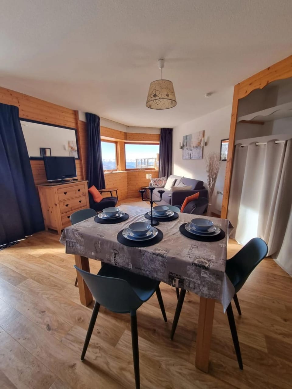 Property building, Living room