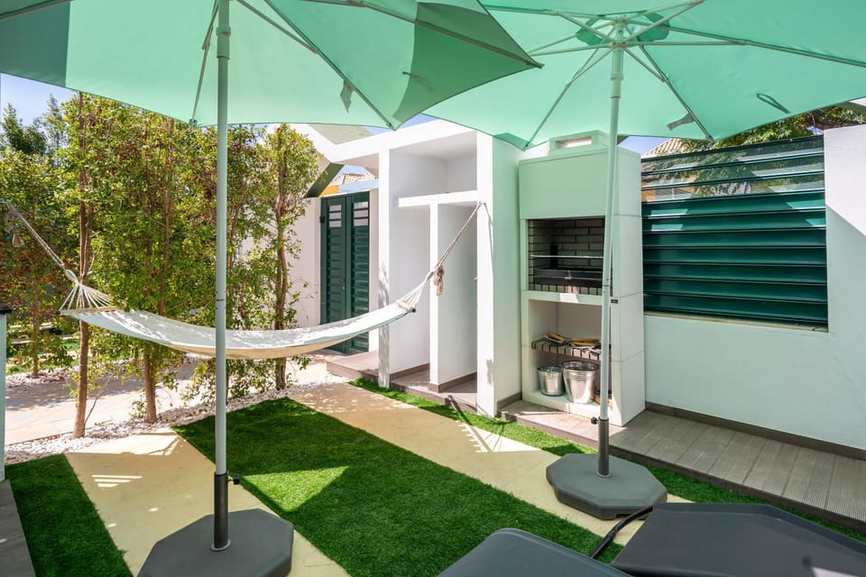 Holiday ground-floor in elite area of Faro Apartment in Faro