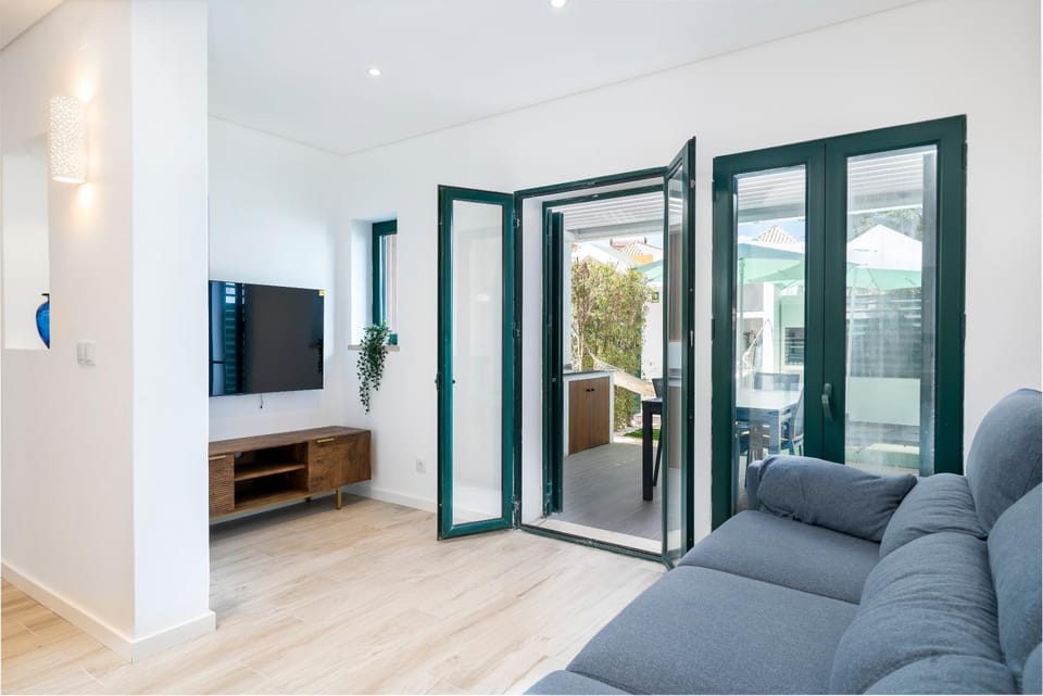 Holiday ground-floor in elite area of Faro Apartment in Faro