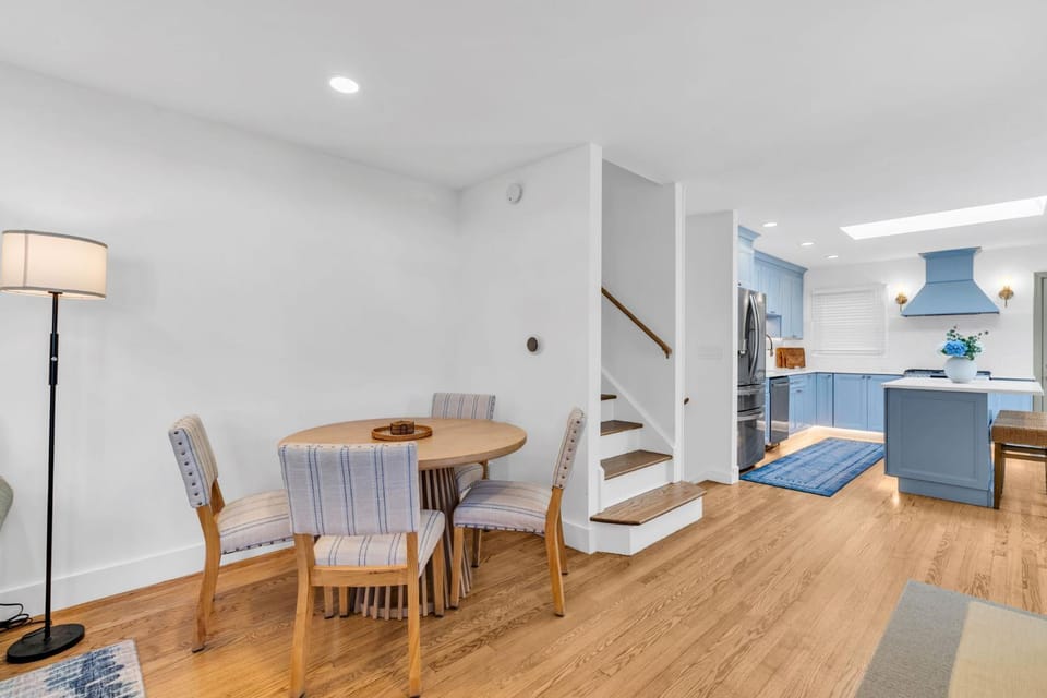 Coffee | High-Speed WiFi | BBQ | Linens & Towels House in Bradley Beach