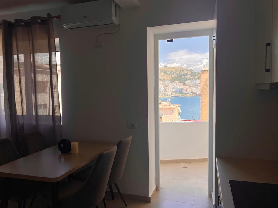 Dock & Stay Apartment in Sarandë