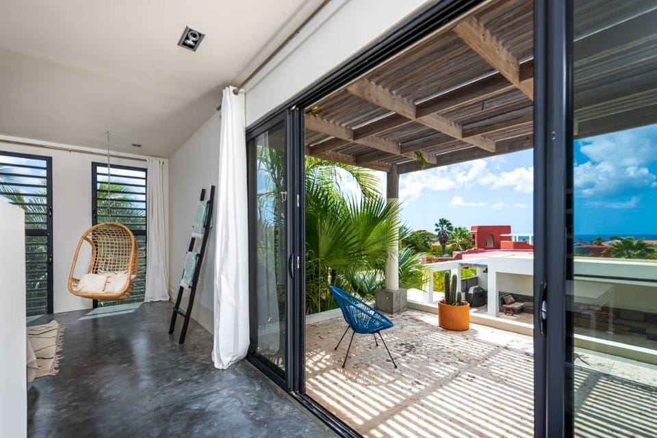 Villa Kas Mondi with lots of privacy and a delightful private pool Villa in Venezuela