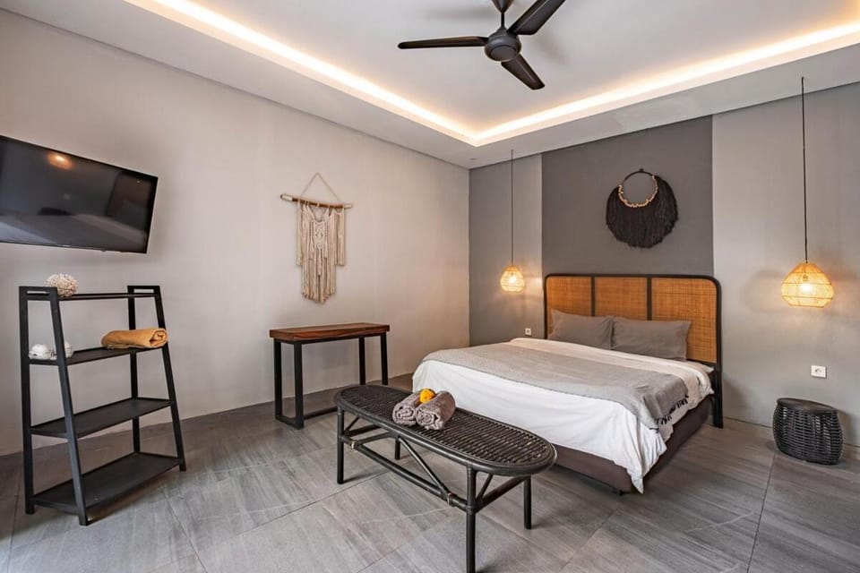 Stylish 3BR Villa in the Heart of Berawa Villa in North Kuta