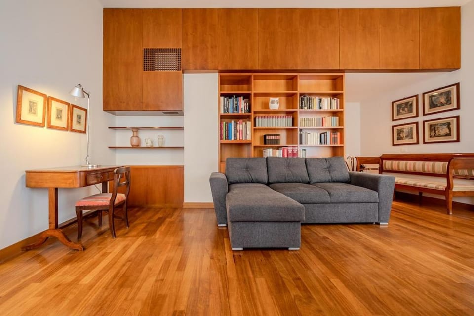 Luxury Historic Stay Vicenza Center Apartment in Vicenza