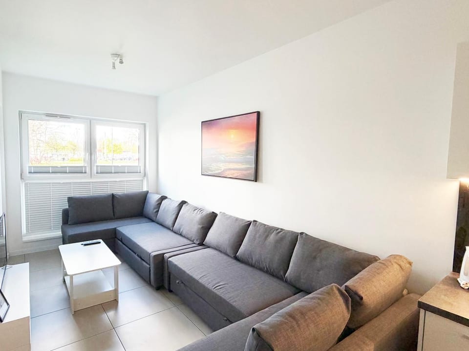 Communal lounge/ TV room, Living room, Seating area