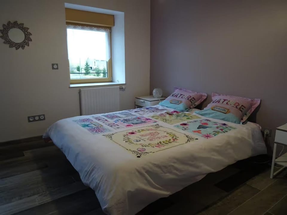 Living room, Bedroom