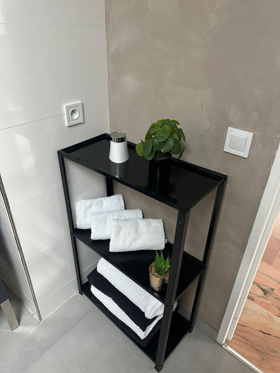 2 Private Apartments - 8 Guests - Air Conditioning - Parking Apartment in Illkirch-Graffenstaden