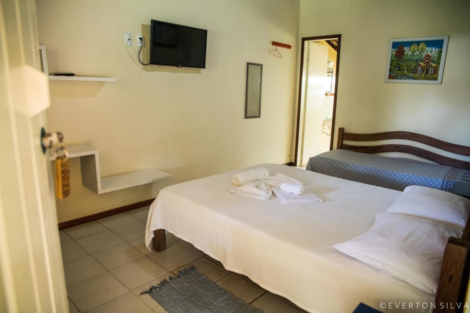 Photo of the whole room, Decorative detail, Bedroom