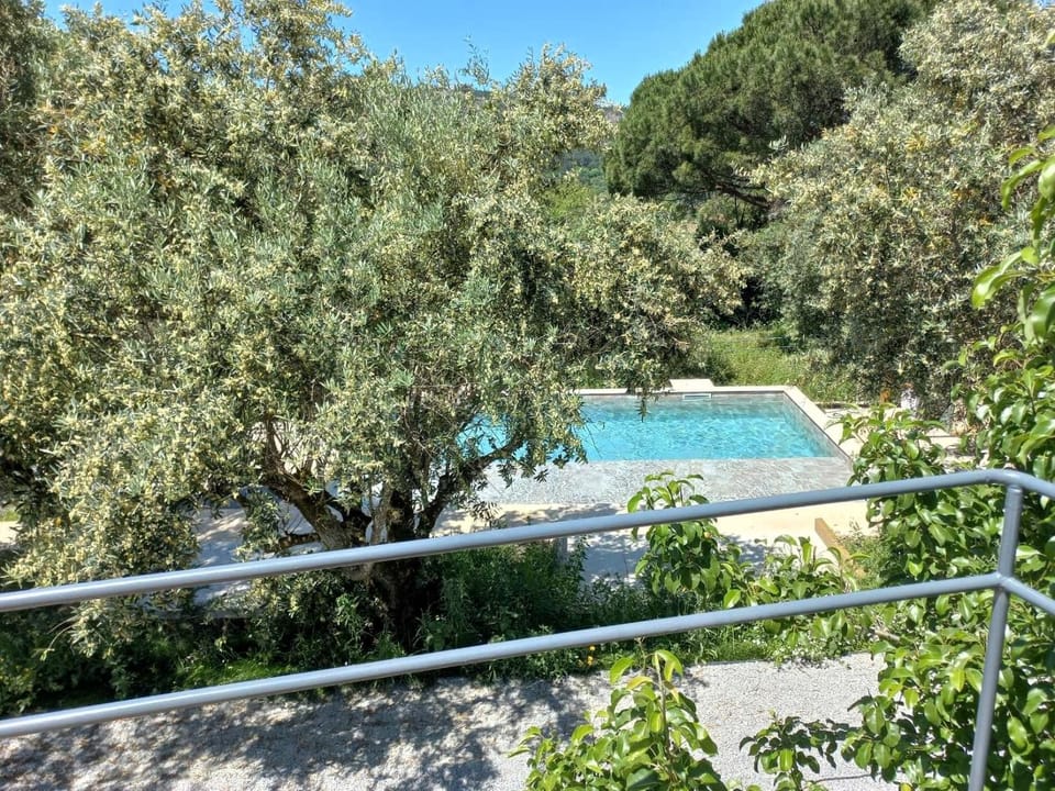 Vervide- Overlooking Natural Park and Castle Apartment in Extremadura, Spain