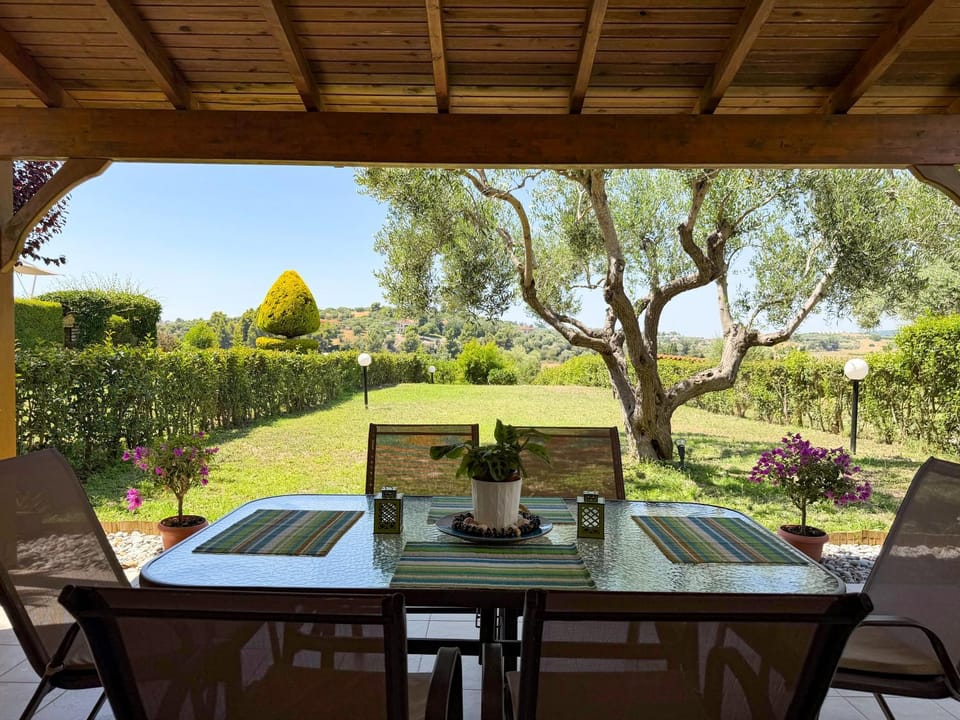 Elia Elegant Summer House House in Halkidiki