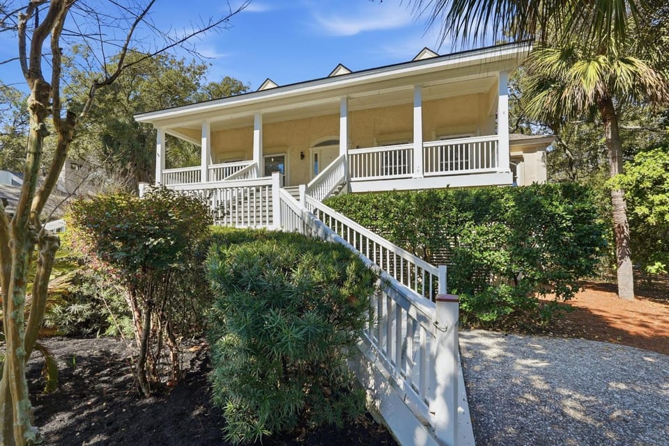 153 Mooring Buoy House in Hilton Head Island