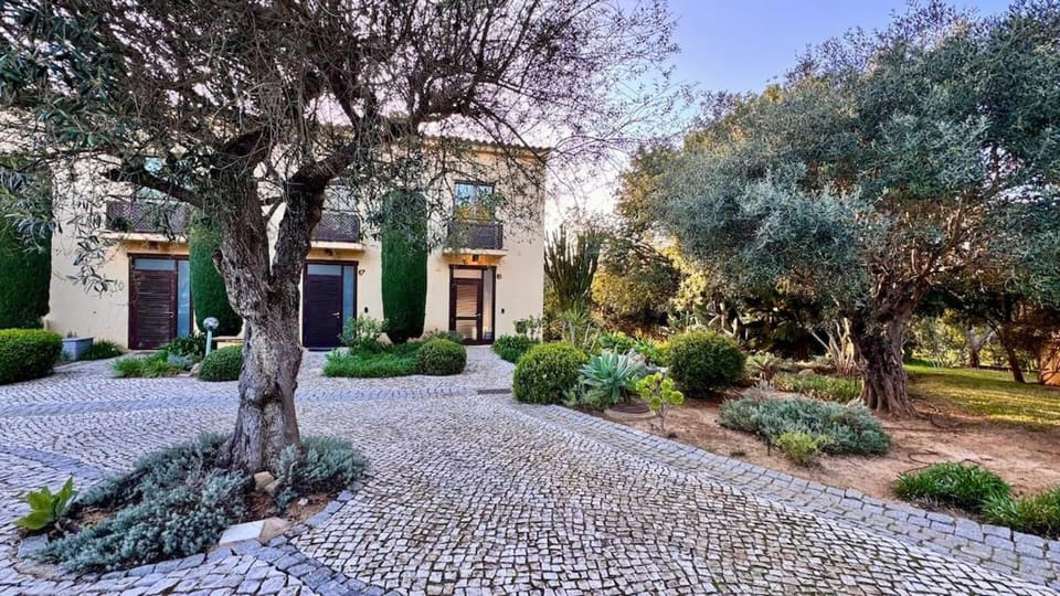 Arrancada 18 House in Faro District