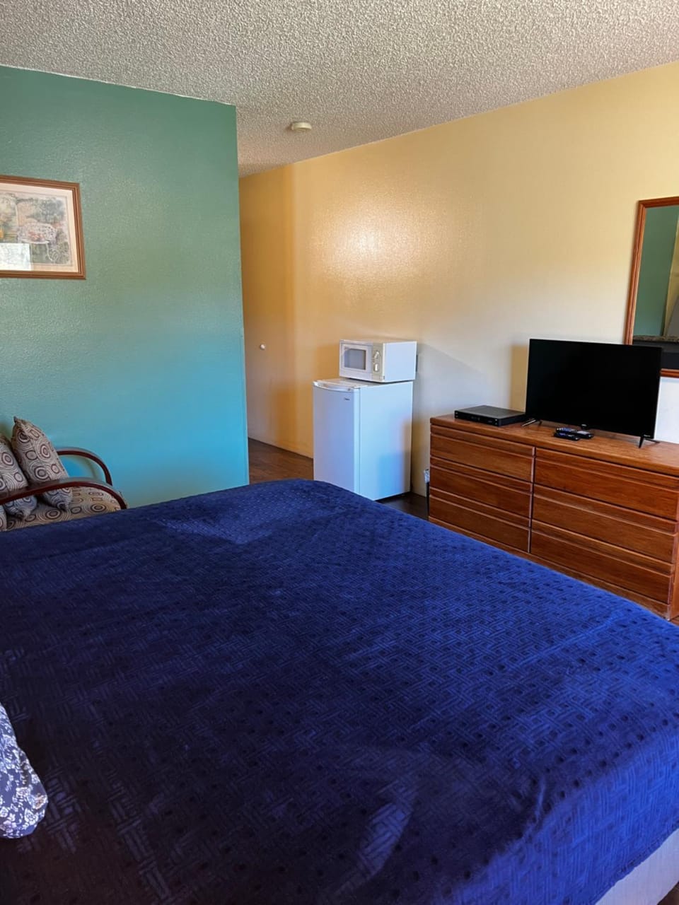 Prospector Inn Hotel in Franklin D Roosevelt Lake