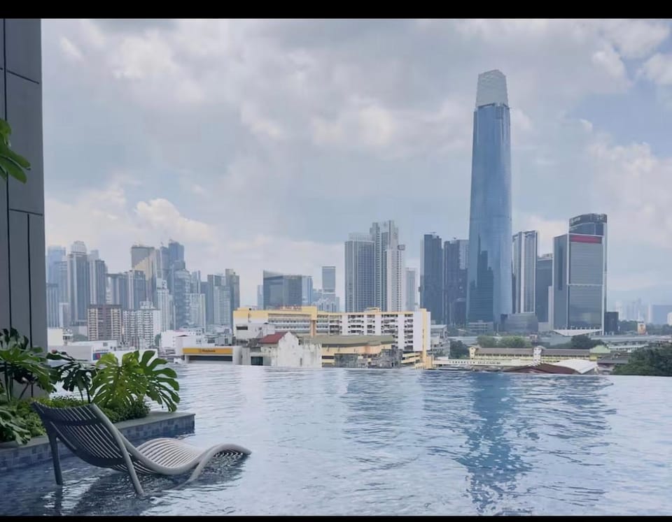 City view, Swimming pool