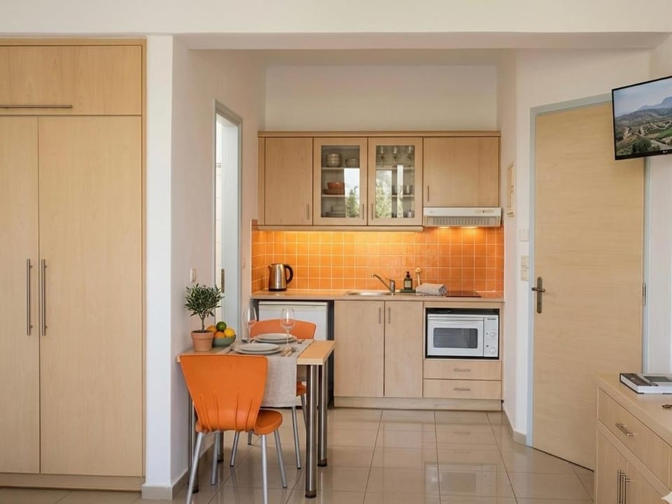 Kleanthi Seaside Apartment Apartment in Chania