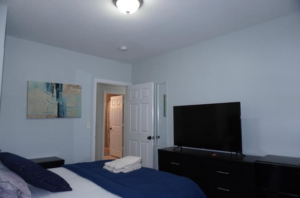 West New York room 14 Bed and Breakfast in North Bergen