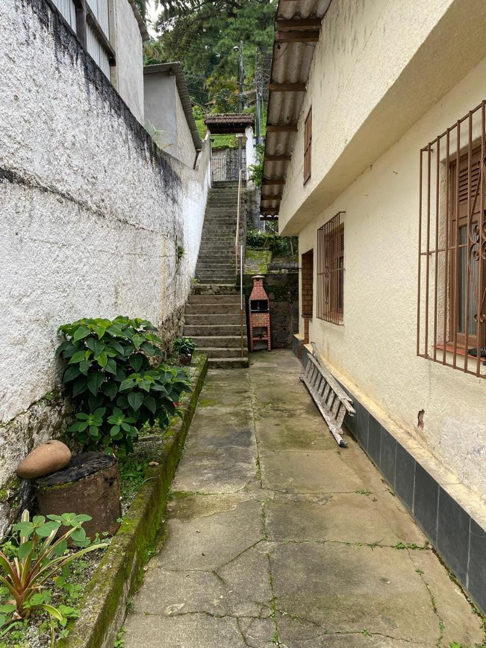 Casa aconchegante com dois quartos mais área externa House in State of Rio de Janeiro