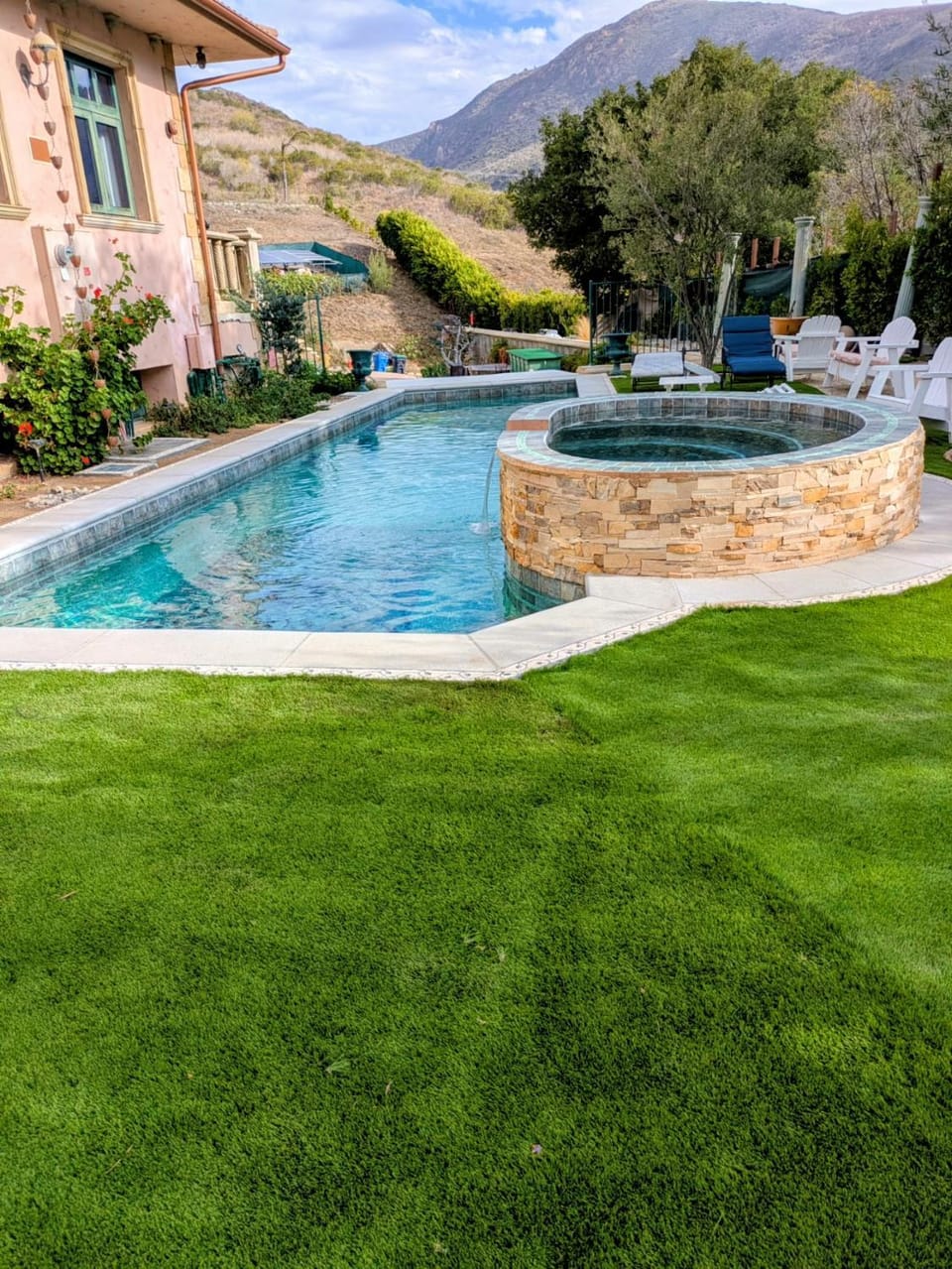 Malibu Luminous Swim Pool & Italian Villa Villa in Malibu