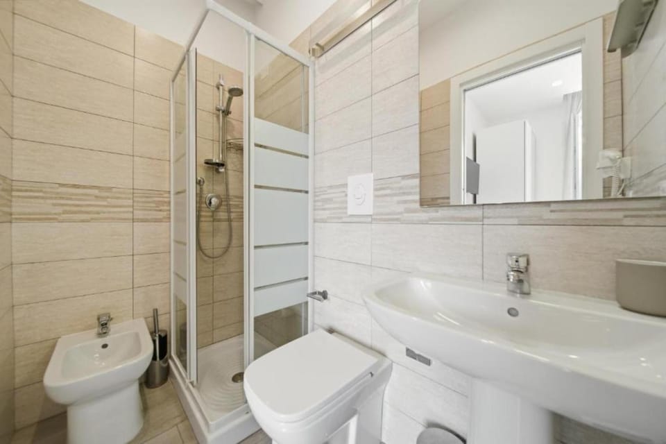 Bathroom, Living room